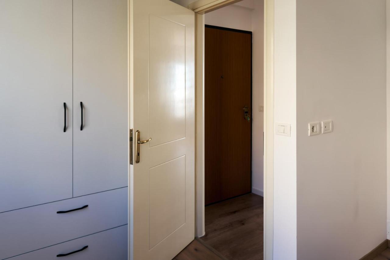 Central Beach Apartment Sarandë Exteriér fotografie