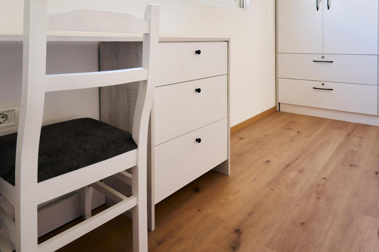 Central Beach Apartment Sarandë Exteriér fotografie