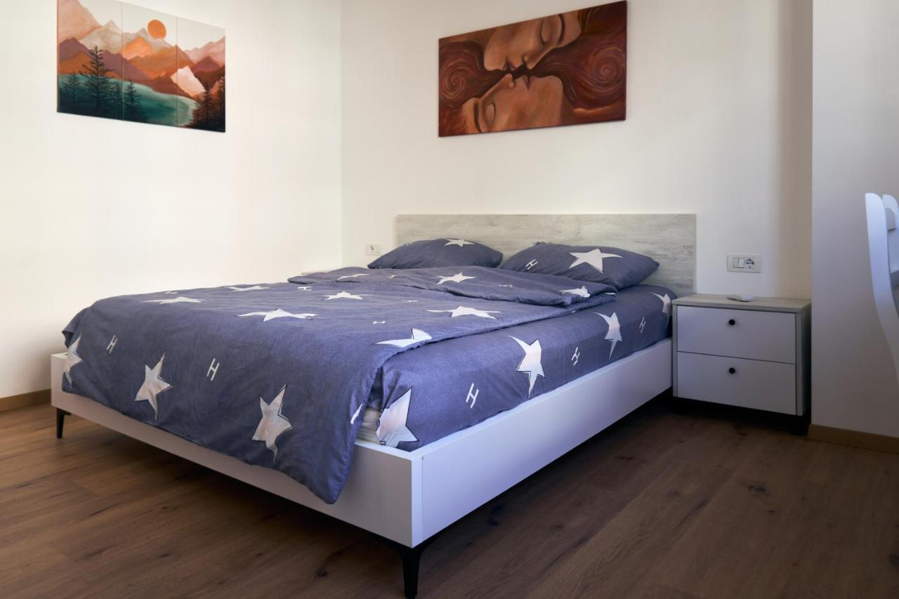 Central Beach Apartment Sarandë Exteriér fotografie