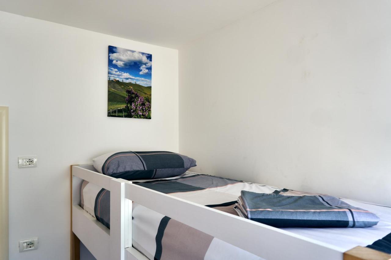 Central Beach Apartment Sarandë Exteriér fotografie