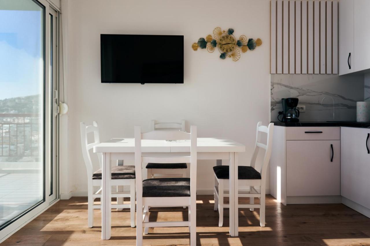 Central Beach Apartment Sarandë Exteriér fotografie